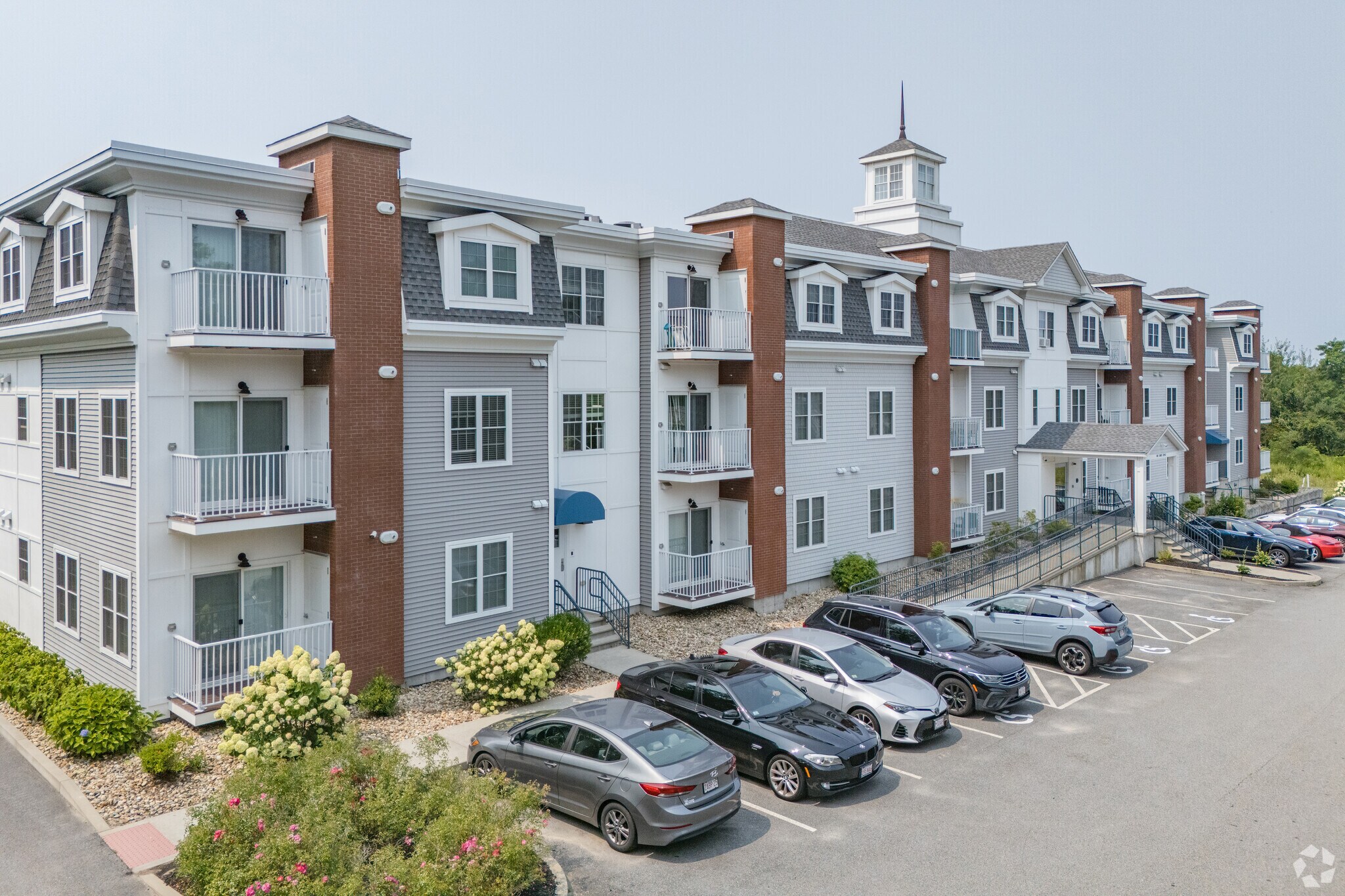 1 Candy Apple Dr, Dartmouth, MA for sale Primary Photo- Image 1 of 1