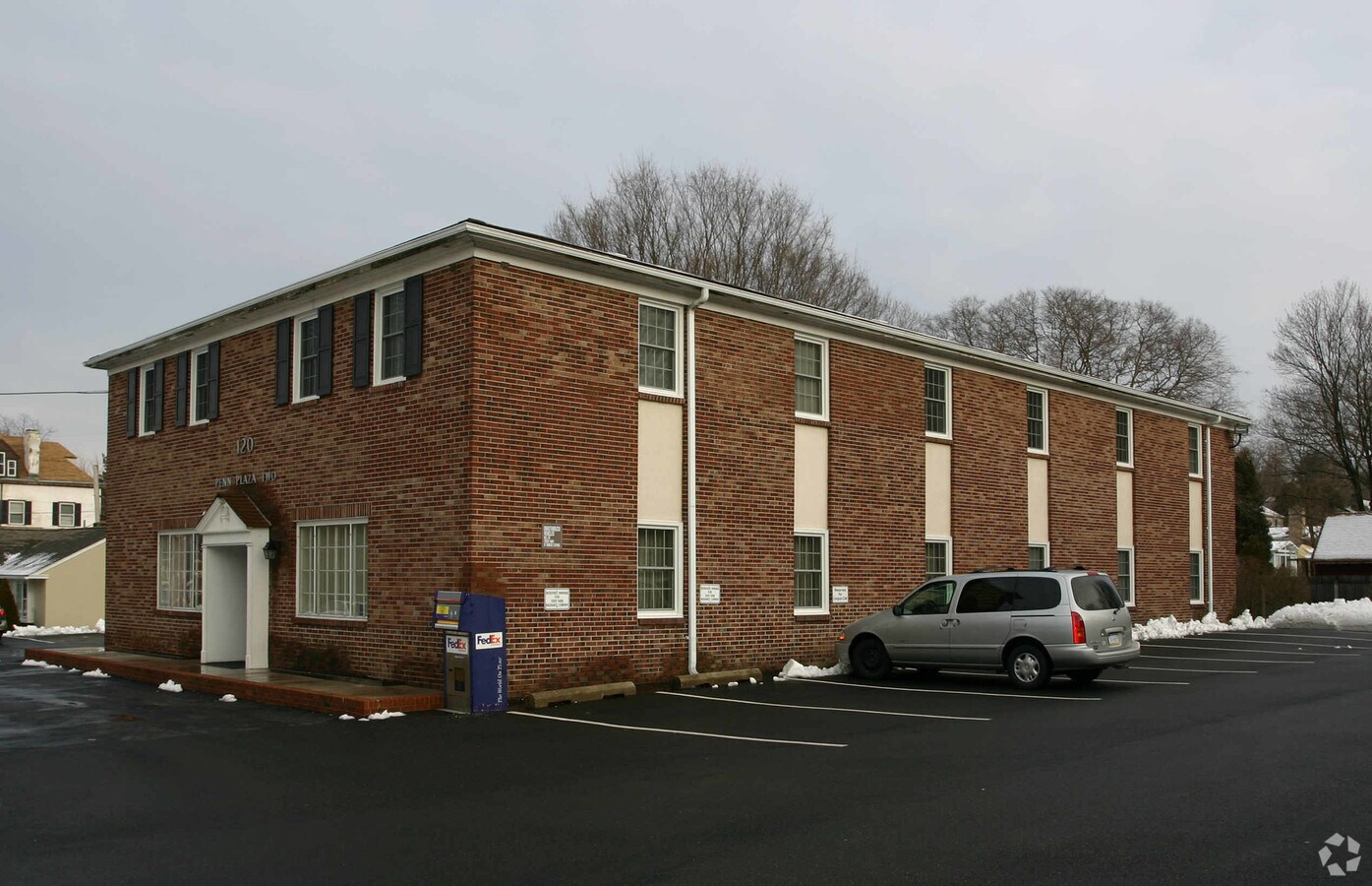 120 Pennsylvania Ave, Oreland, PA 19075