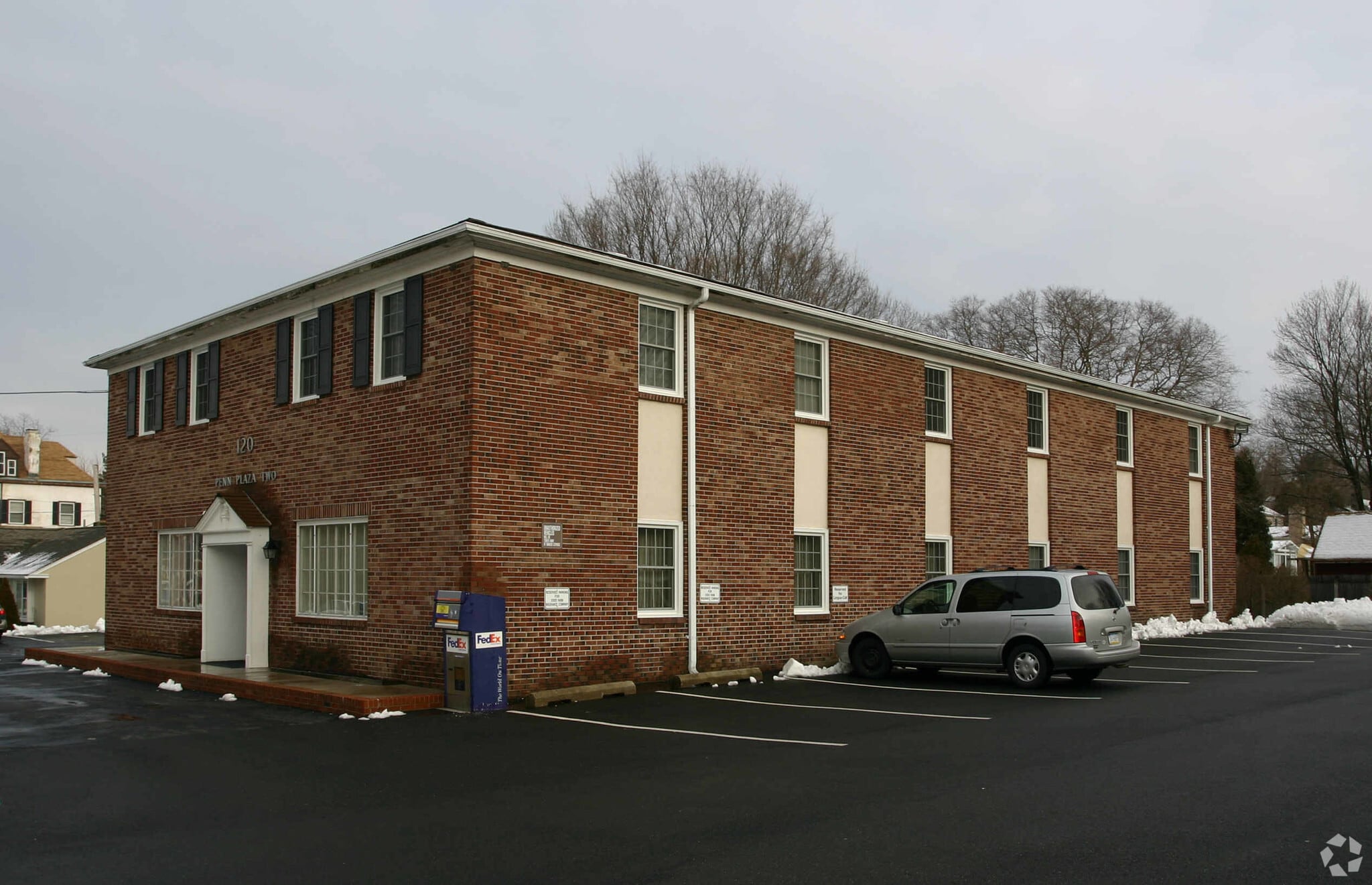 120 Pennsylvania Ave, Oreland, PA 19075