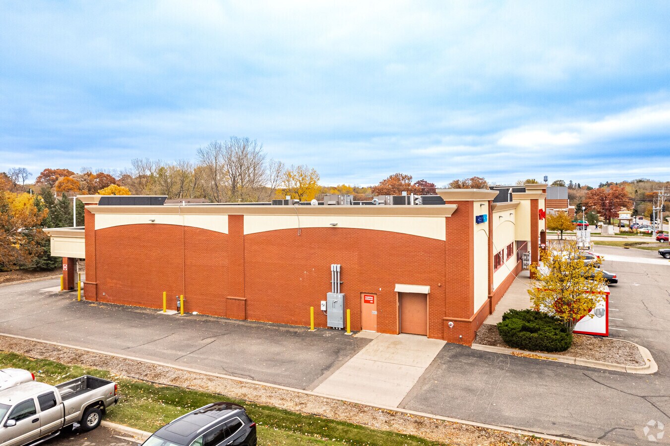 2196 White Bear Ave N, Maplewood, MN 55109 Retail for Sale