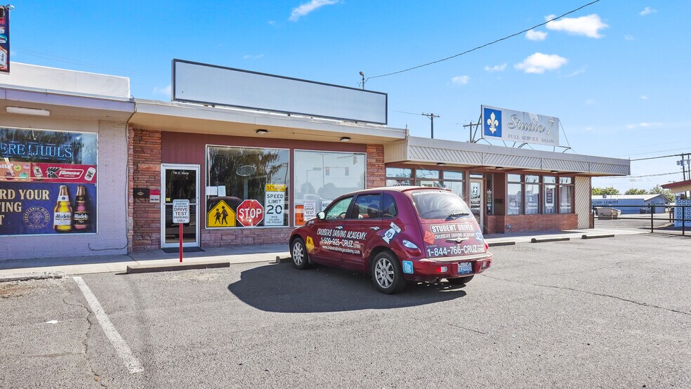 716 E Main St, Othello, WA for sale - Building Photo - Image 2 of 41