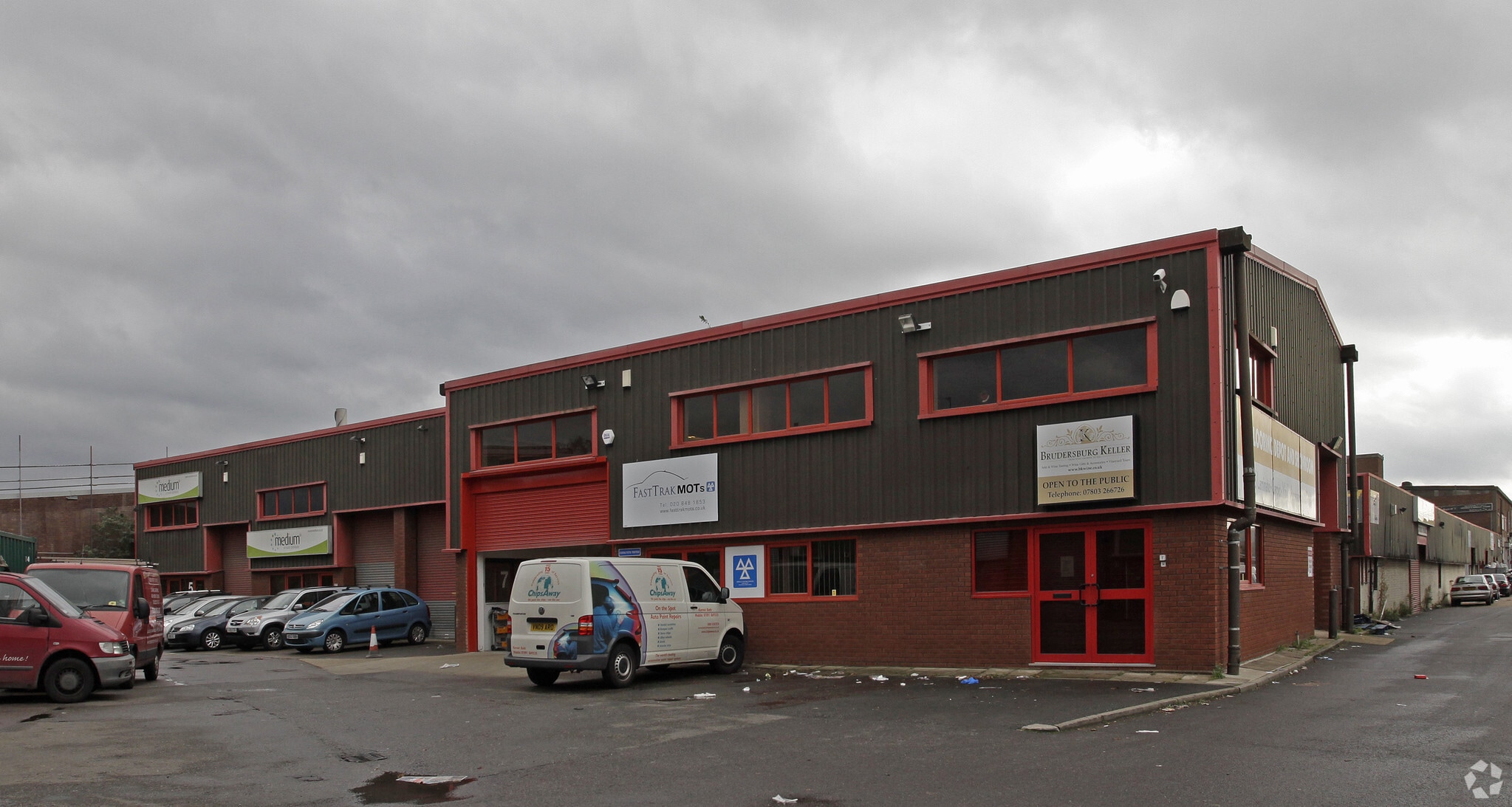 Pump Ln, Hayes for sale Primary Photo- Image 1 of 1