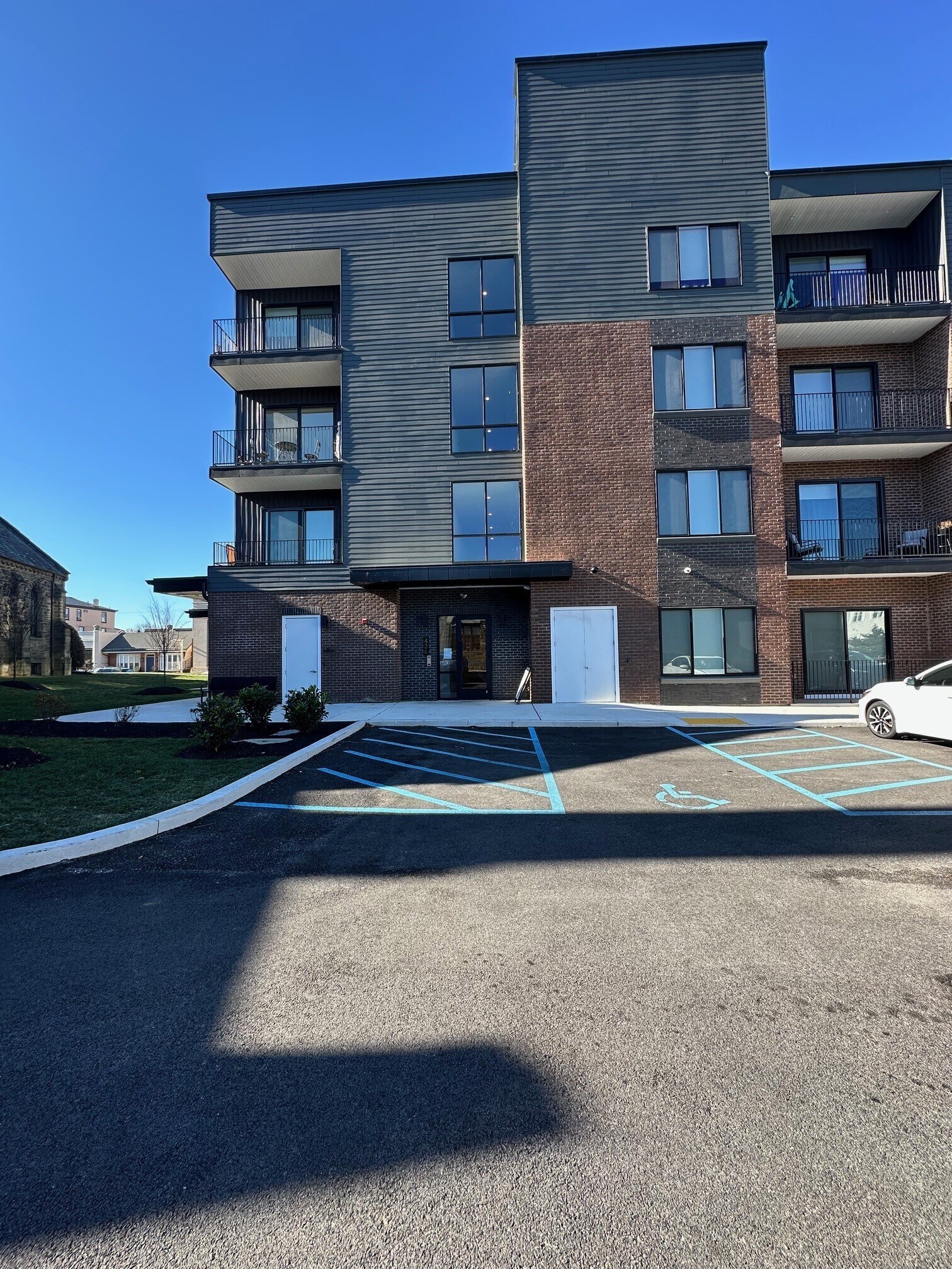 436 York Rd, Jenkintown, PA for lease Building Photo- Image 1 of 3