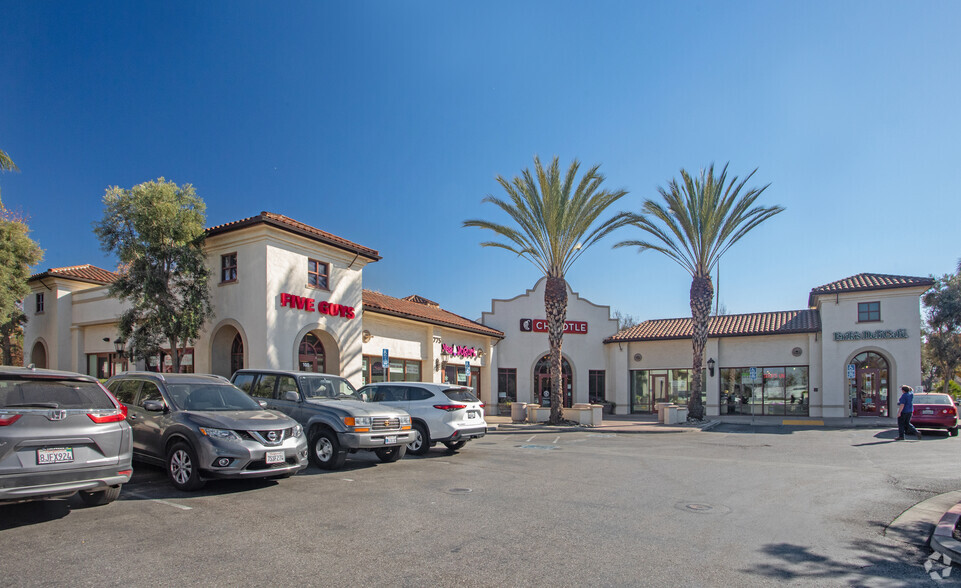 18605 Madrone Pl, Morgan Hill, CA for lease - Building Photo - Image 3 of 8