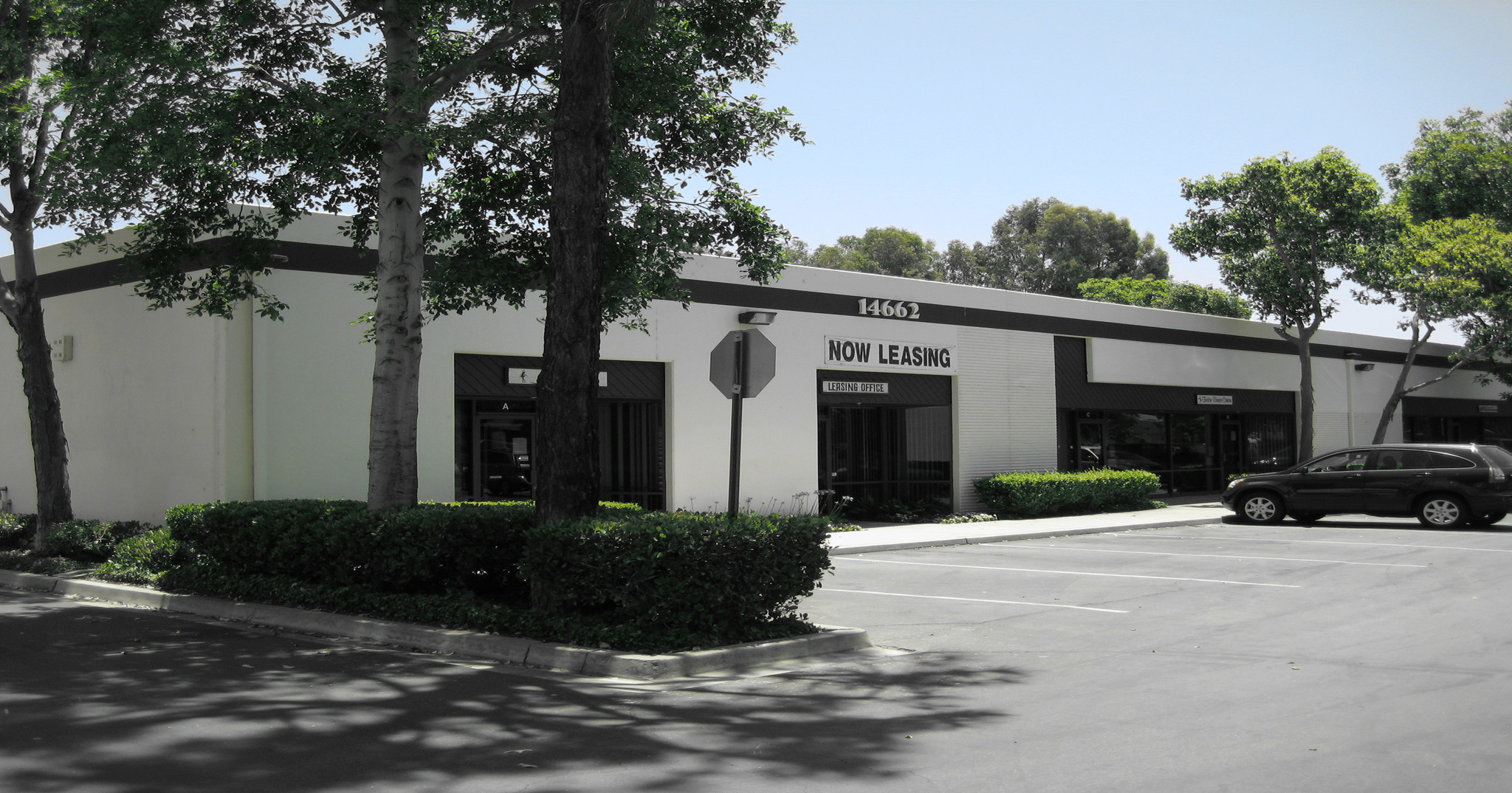 2600 Walnut Ave, Tustin, CA for lease Building Photo- Image 1 of 2