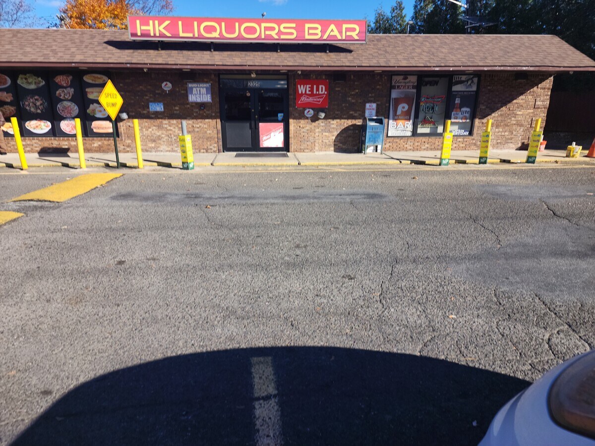 2325 Spruce St, Trenton, NJ 08638 HK Liquors