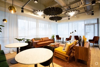 823 Congress Ave, Austin, TX for lease Interior Photo- Image 2 of 8