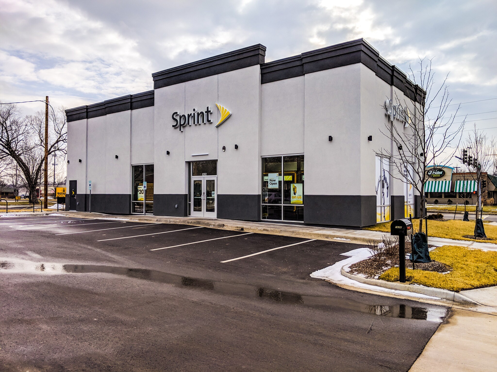 1626 W 23rd St, Lawrence, KS for sale Building Photo- Image 1 of 1