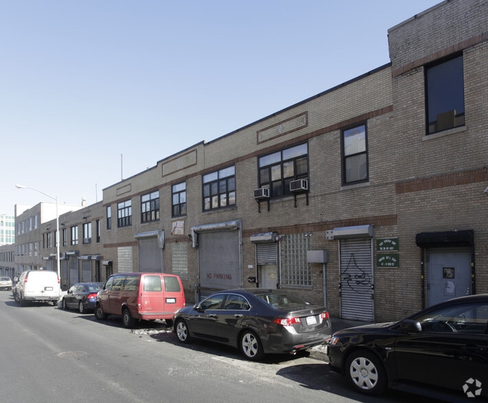 47-31 35th St, Long Island City, NY for lease - Primary Photo - Image 3 of 5