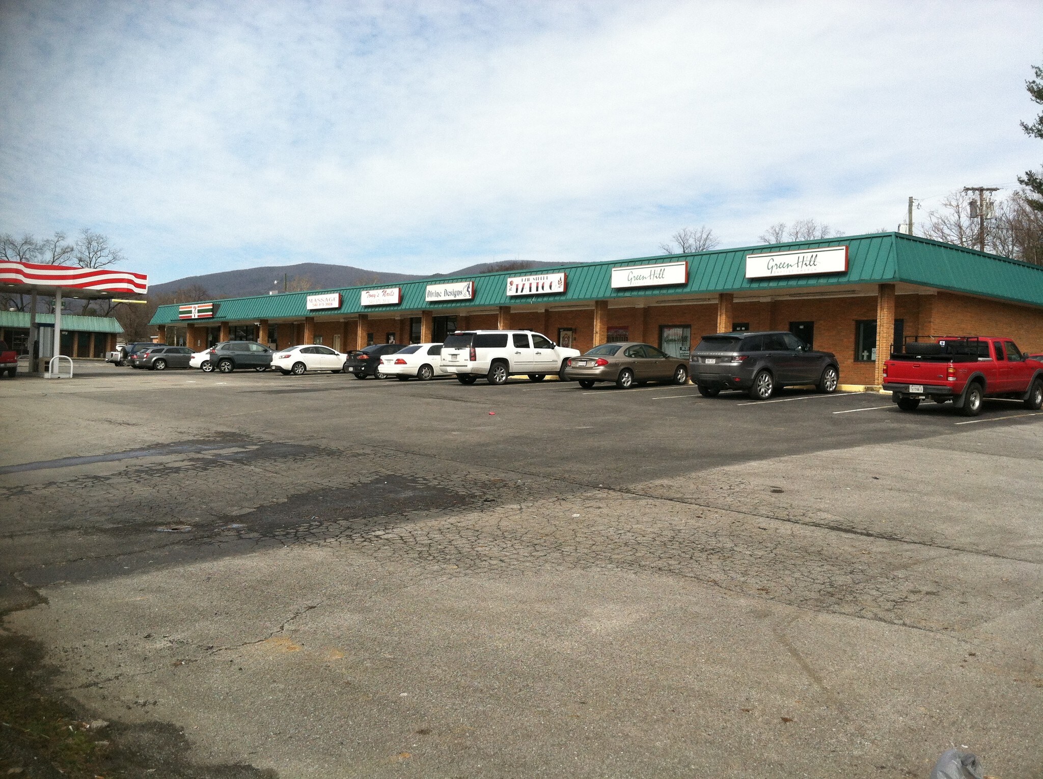 2713-2723 W Main St, Salem, VA for sale Building Photo- Image 1 of 1