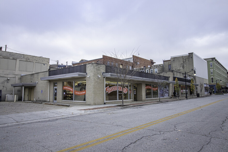 Downtown Buildings for Sale portfolio of 3 properties for sale on LoopNet.com - Building Photo - Image 1 of 3