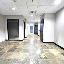 521 W Wilshire Blvd, Oklahoma City, OK for lease Building Photo- Image 2 of 11