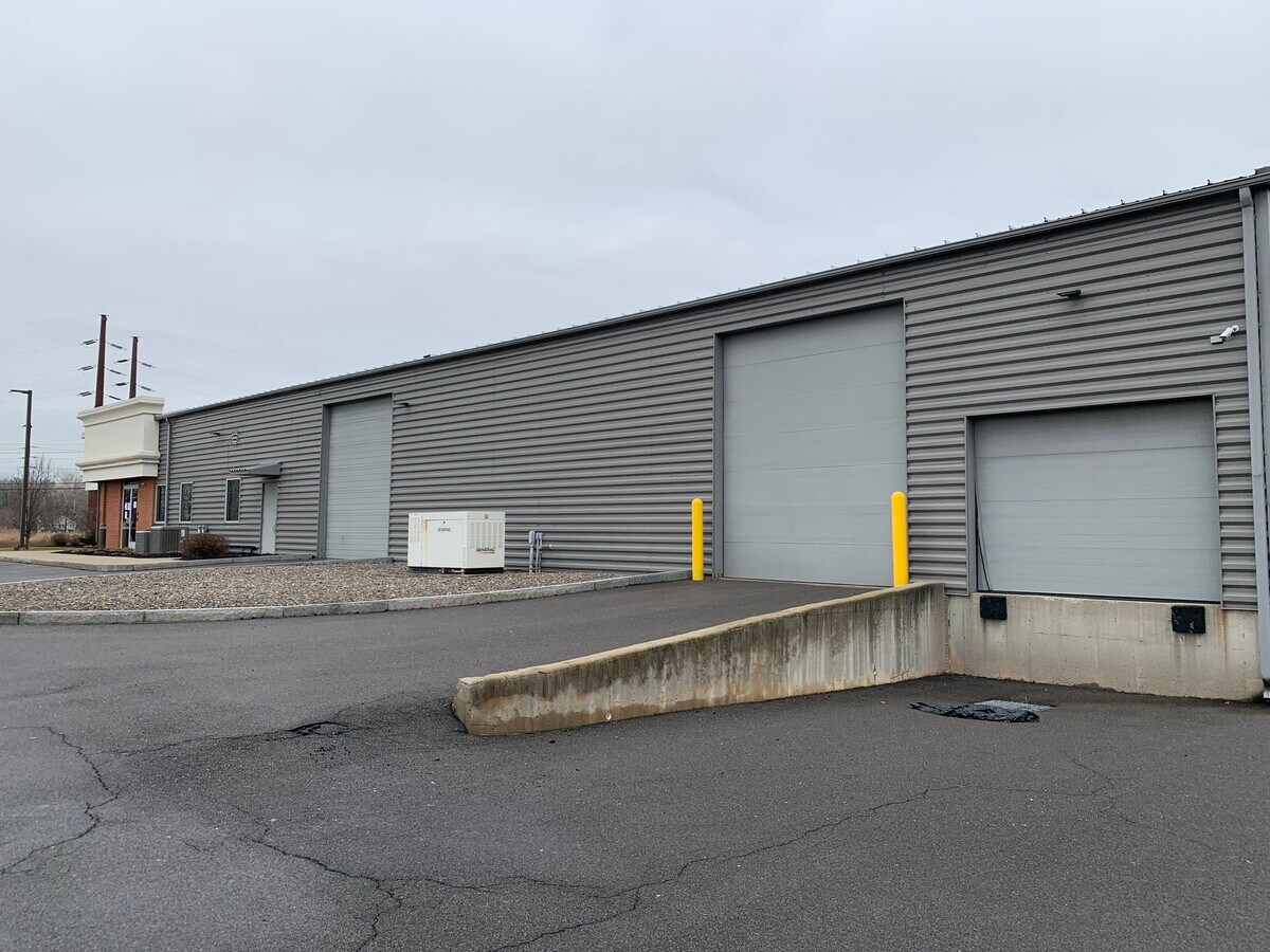 6788 Northern Blvd, East Syracuse, NY 13057 | LoopNet