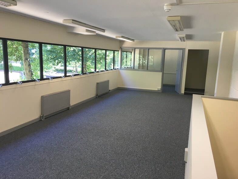 1-8 Dawson Rd, Milton Keynes for lease - Interior Photo - Image 3 of 6