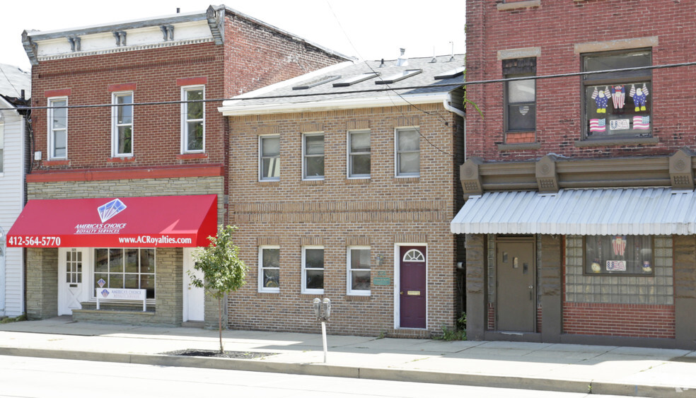 327 W Main St, Carnegie, PA for sale - Building Photo - Image 1 of 1