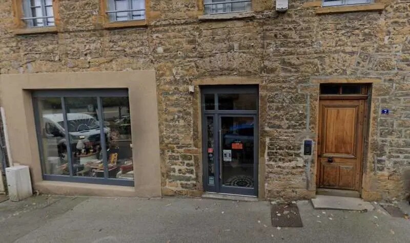 Retail in COLLONGES-AU-MONT-D'OR for sale - Building Photo - Image 1 of 6