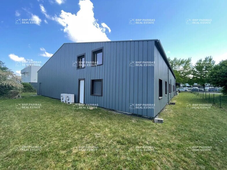Flex in Gradignan for lease - Building Photo - Image 3 of 21