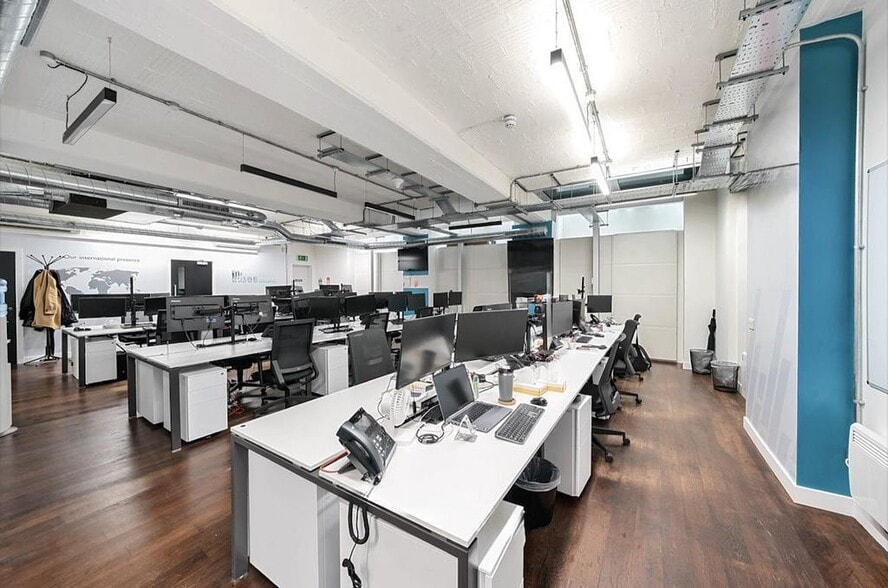 14-15 Newbury St, London for sale - Building Photo - Image 2 of 26