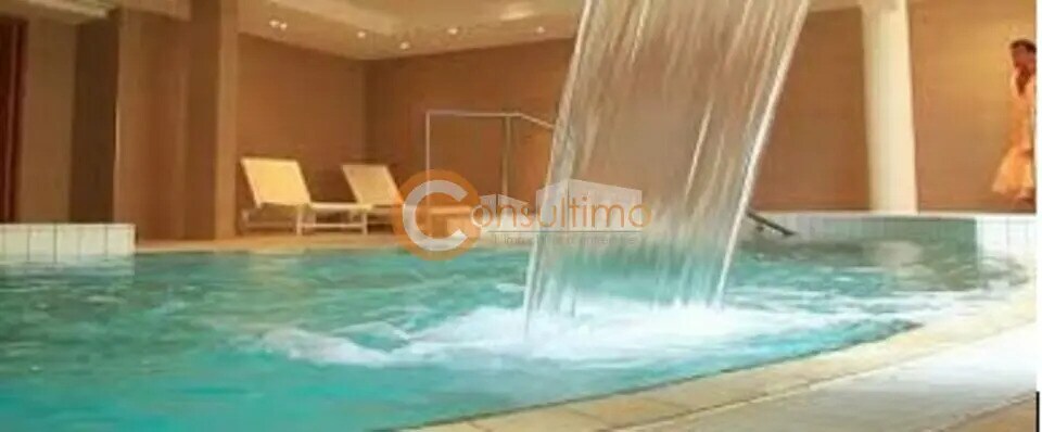 Retail in La Teste-De-Buch for sale - Building Photo - Image 1 of 3