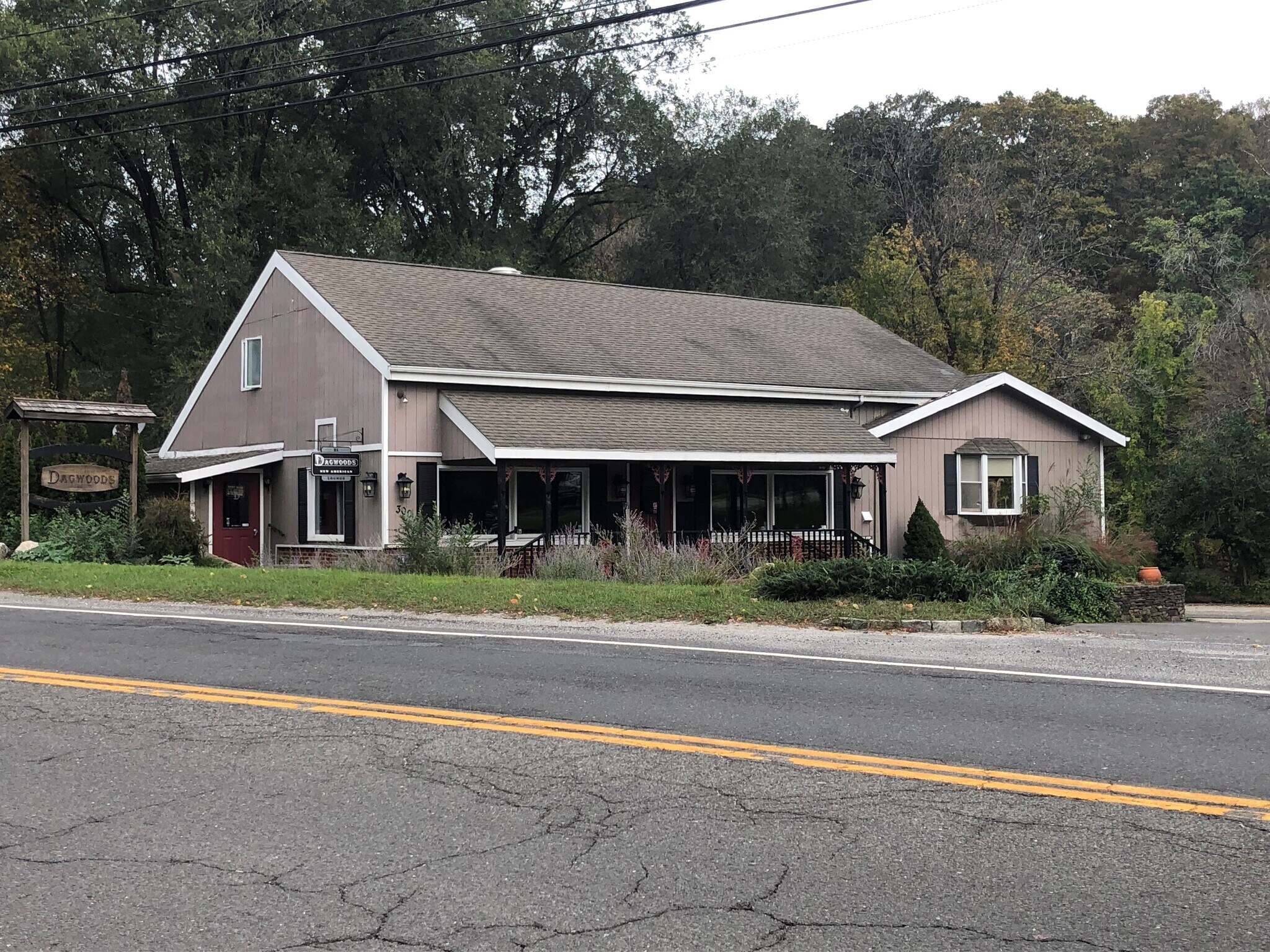 300 Kent Rd, New Milford, CT 06776