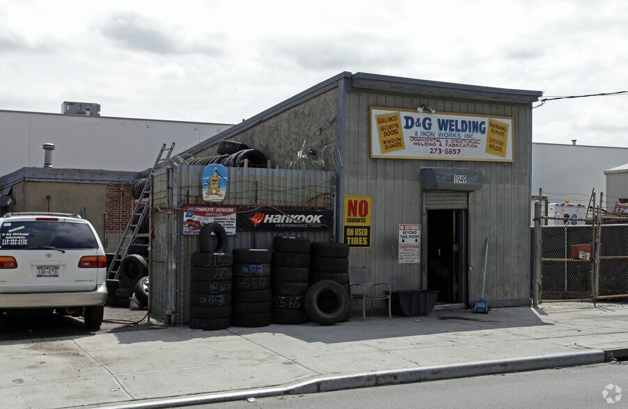 1947-1949 Richmond Ter, Staten Island, NY for sale - Primary Photo - Image 1 of 1