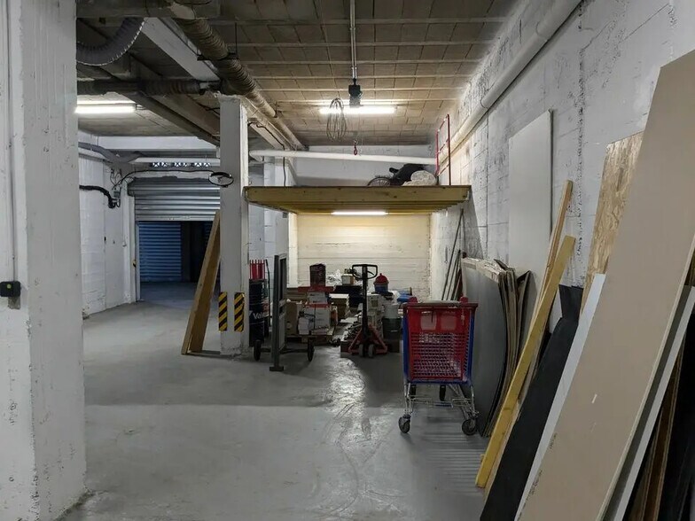 173 Chemin De Sainte Marthe, Marseille for lease - Interior Photo - Image 2 of 9