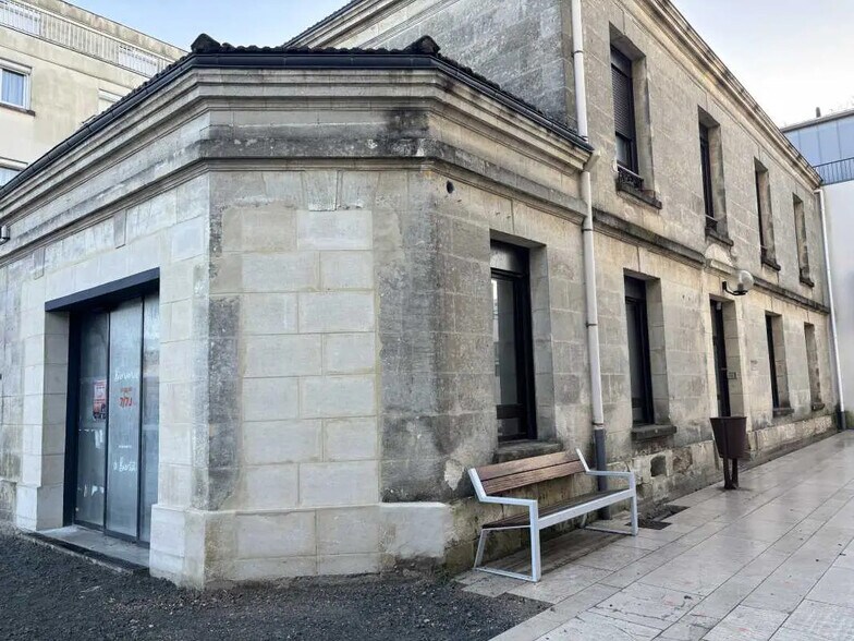 Office in Talence for sale - Building Photo - Image 1 of 11