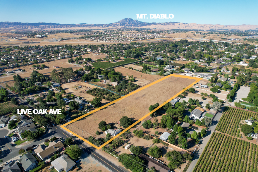 4761 Live Oak Ave, Oakley, CA for sale - Primary Photo - Image 1 of 11