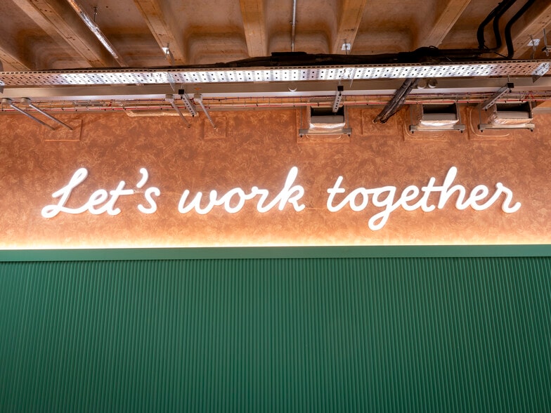 70 Wellington St, Glasgow for lease - Building Photo - Image 2 of 29