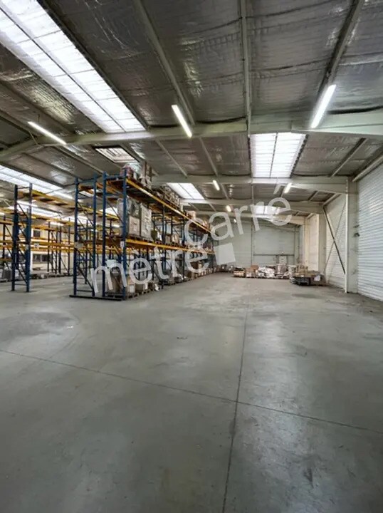 Flex in Nantes for lease Building Photo- Image 1 of 13