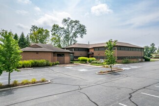 More details for 5692 Far Hills Ave, Kettering, OH - Office for Lease