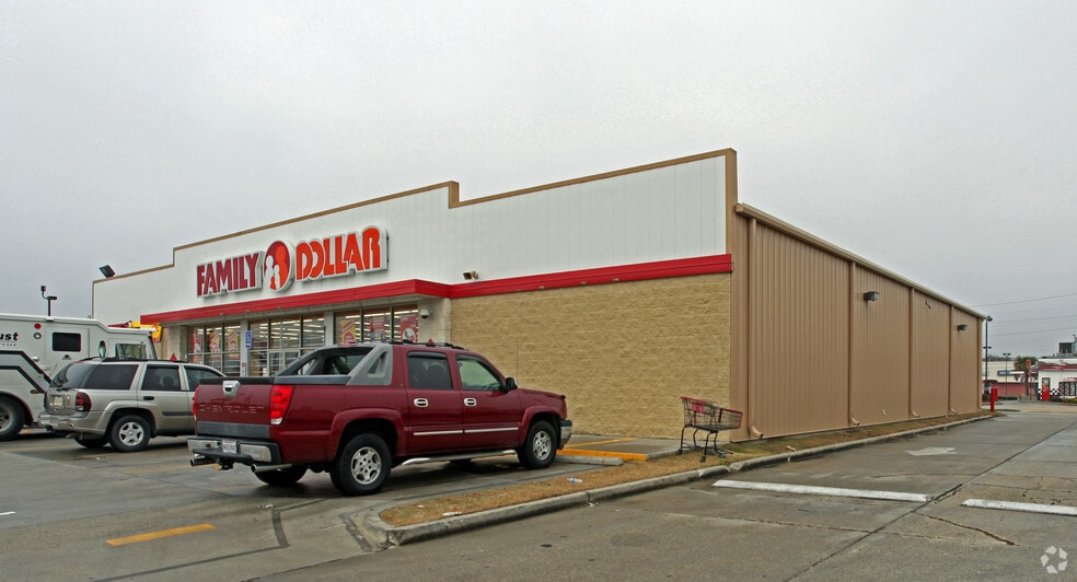 4525 Old Gentilly Rd, New Orleans, LA for lease - Building Photo - Image 2 of 2