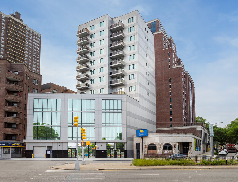 124-28 Queens Blvd, Kew Gardens, NY for sale - Building Photo - Image 1 of 1