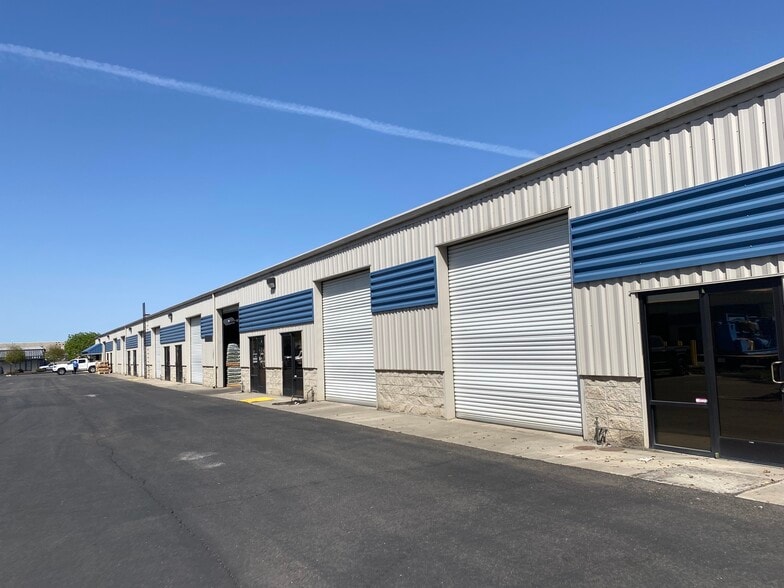 1920 Foundry Ct, Ceres, CA for lease - Building Photo - Image 3 of 9