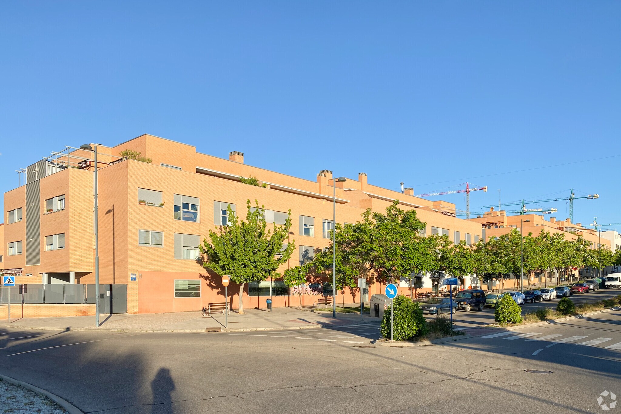 Avenida Isabela Braganza, 1, Villalbilla, Madrid for sale Primary Photo- Image 1 of 1