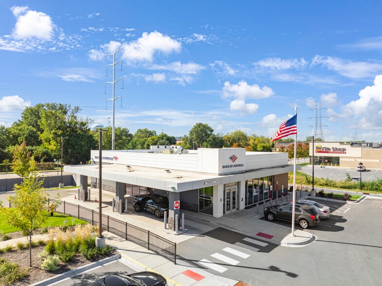 1761 County Road C, Roseville, MN for sale - Building Photo - Image 2 of 6