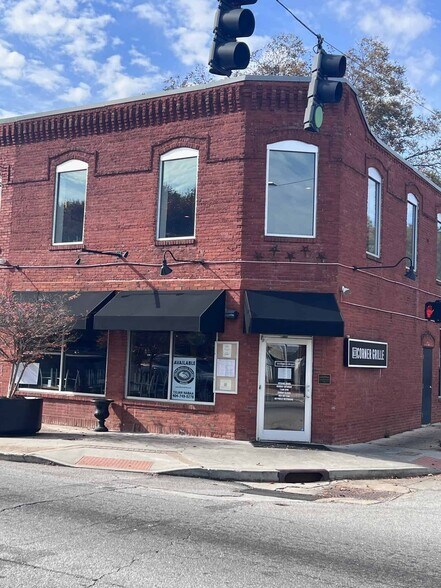 3823 Main St, Atlanta, GA for lease - Primary Photo - Image 1 of 1