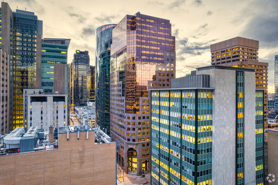 645 7th Ave SW, Calgary, AB T2P 0Y9 - Encor Place | LoopNet