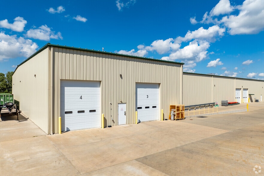 1941 SW 6th St, Lincoln, NE for sale - Building Photo - Image 2 of 26