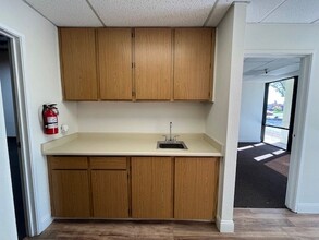 6380 Tupelo Dr, Citrus Heights, CA for lease Interior Photo- Image 1 of 5