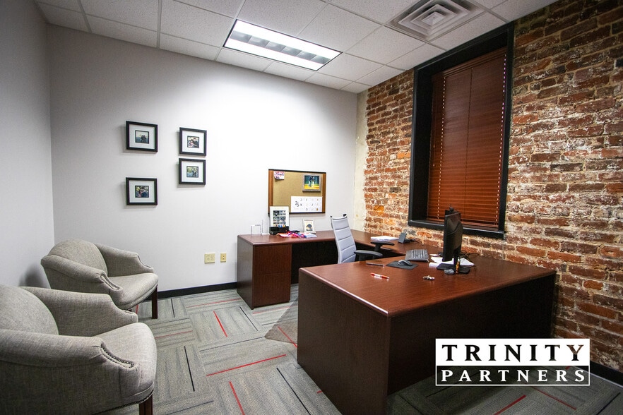 720 Lady St, Columbia, SC for lease - Building Photo - Image 2 of 5