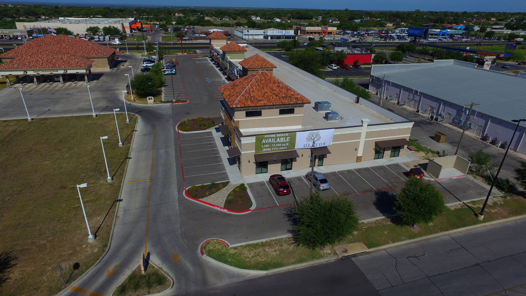 2413 Veterans Blvd, Del Rio, TX 78840 OfficeRetail for Lease
