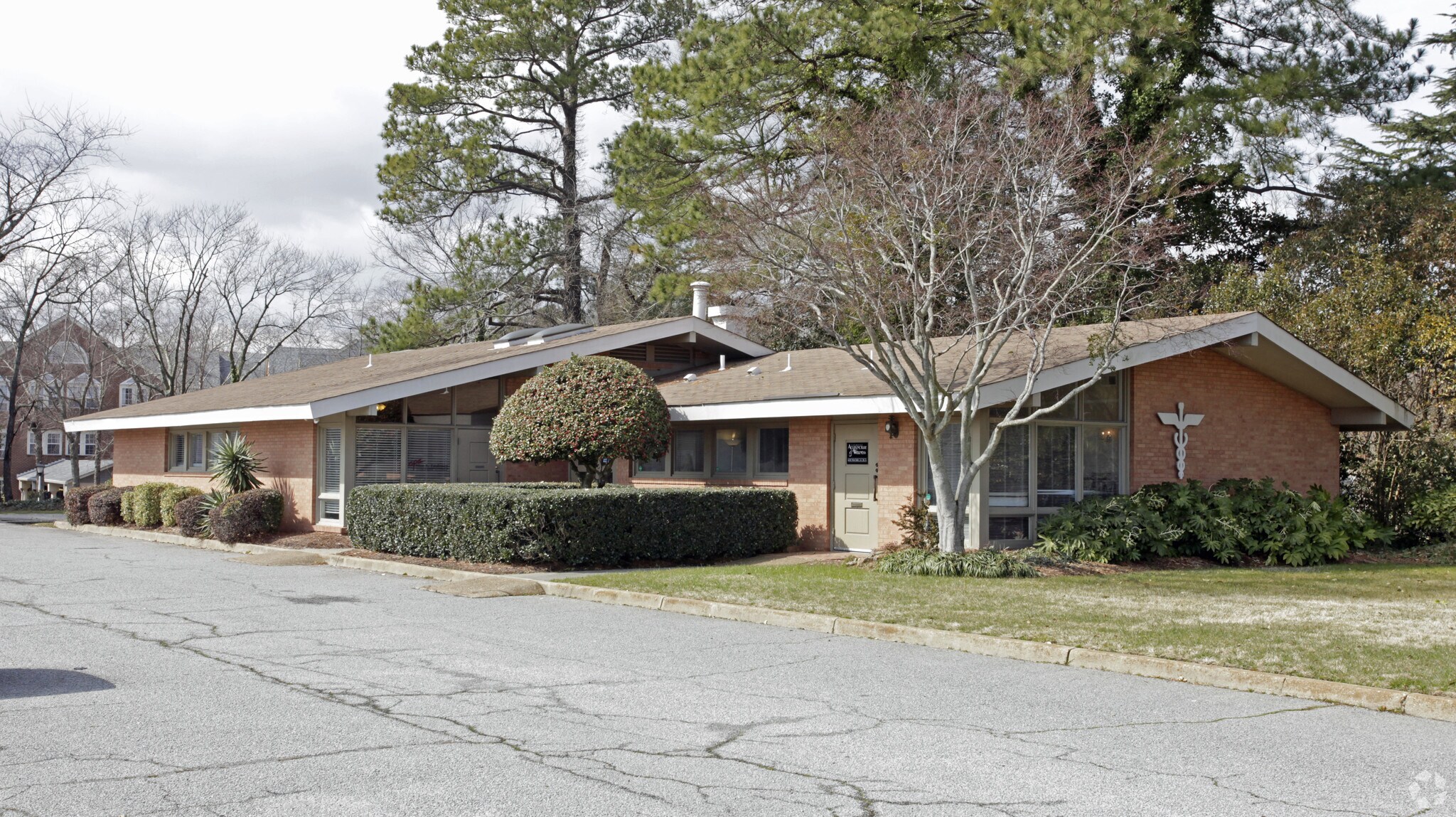 837 First Colonial Rd, Virginia Beach, VA for sale Primary Photo- Image 1 of 1