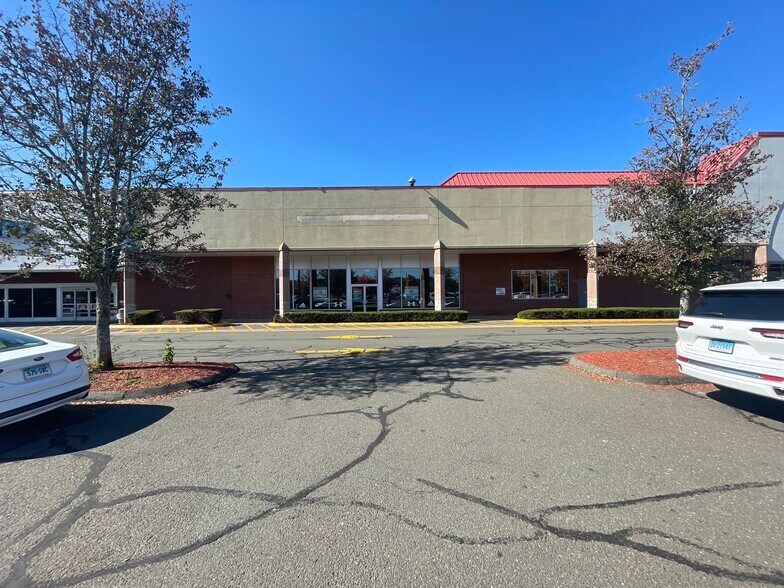 3-31 Main St, East Hartford, CT for lease - Building Photo - Image 3 of 5