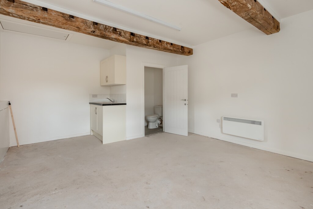 Brasseys Contract Rd, Malpas for lease Building Photo- Image 1 of 1