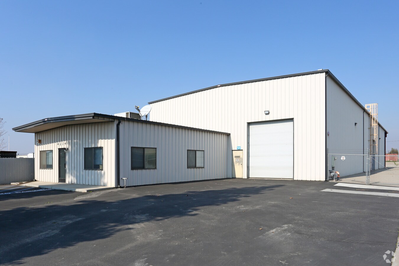 4234 Foster Ave, Bakersfield, CA 93308