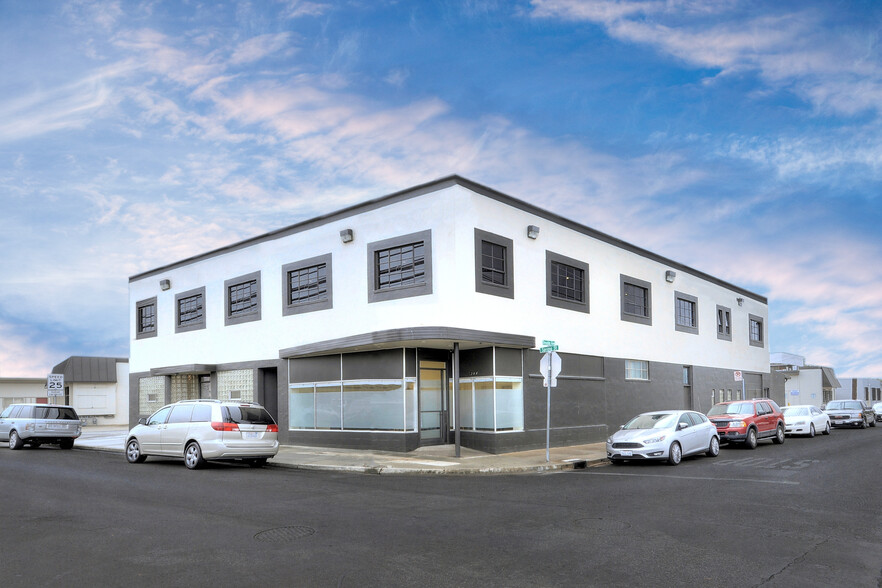 2600-2608 Spring St, Redwood City, CA for lease - Primary Photo - Image 1 of 8