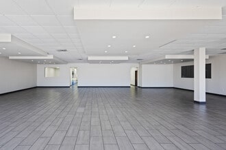 2020 Rutland Dr, Austin, TX for lease Interior Photo- Image 1 of 37