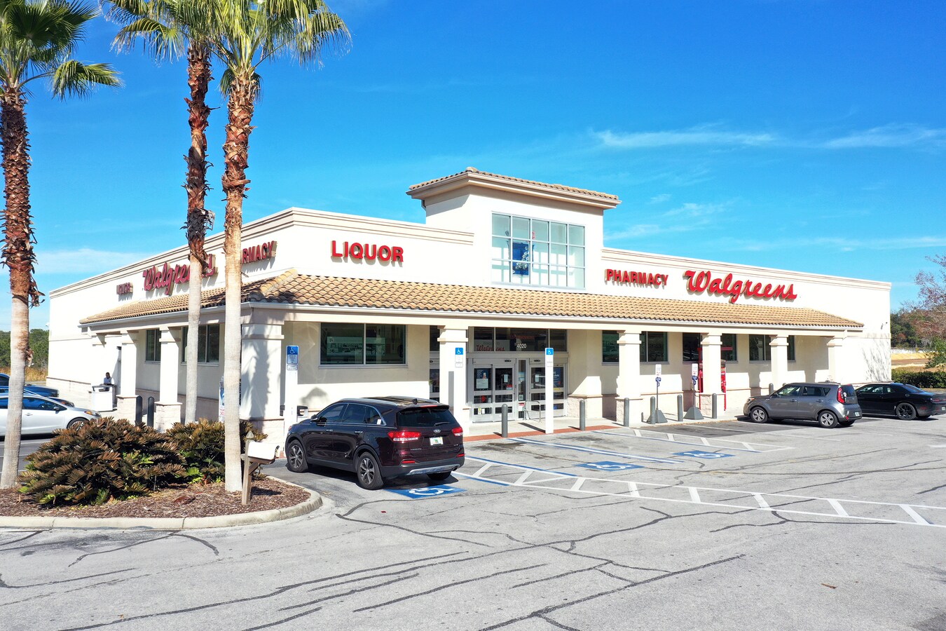 4020 N Lecanto Hwy, Beverly Hills, FL 34465