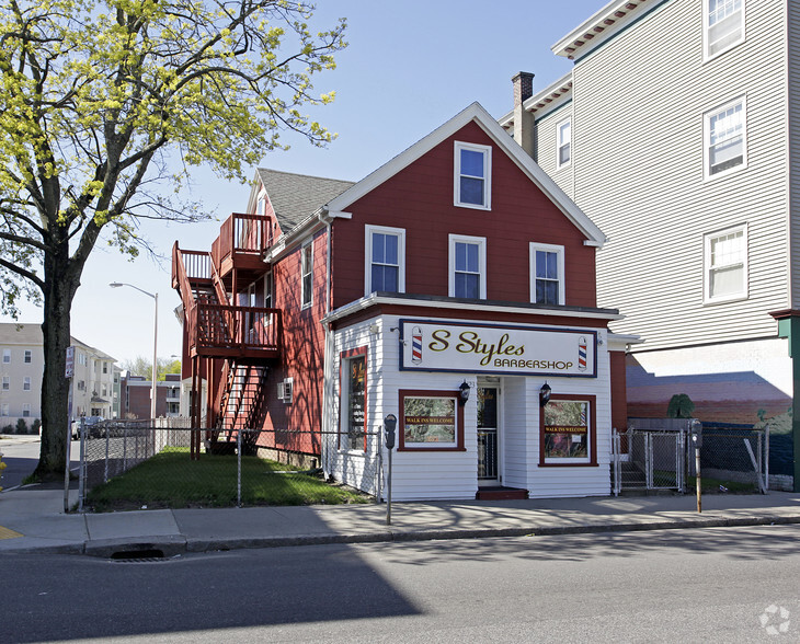 123 Highland St, Worcester, MA for lease - Primary Photo - Image 1 of 6